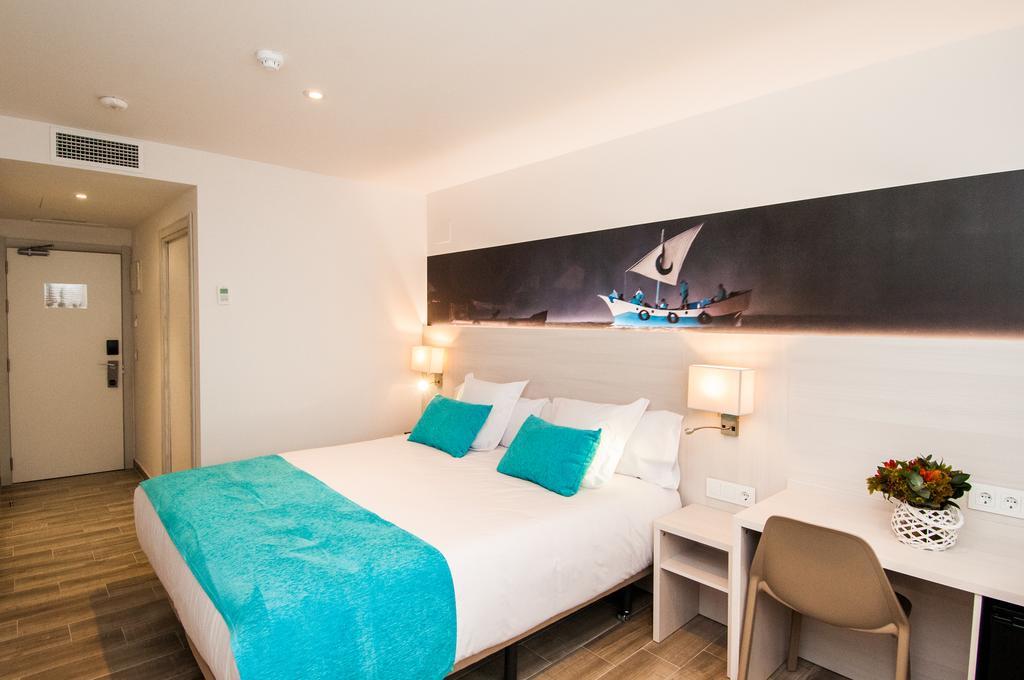 ויאחויוסה Hotel Censal מראה חיצוני תמונה