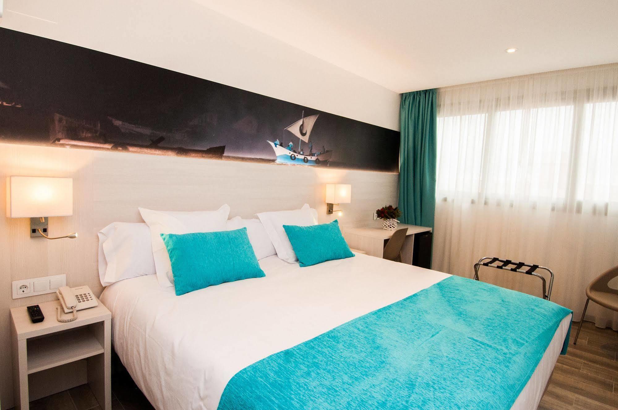 ויאחויוסה Hotel Censal מראה חיצוני תמונה