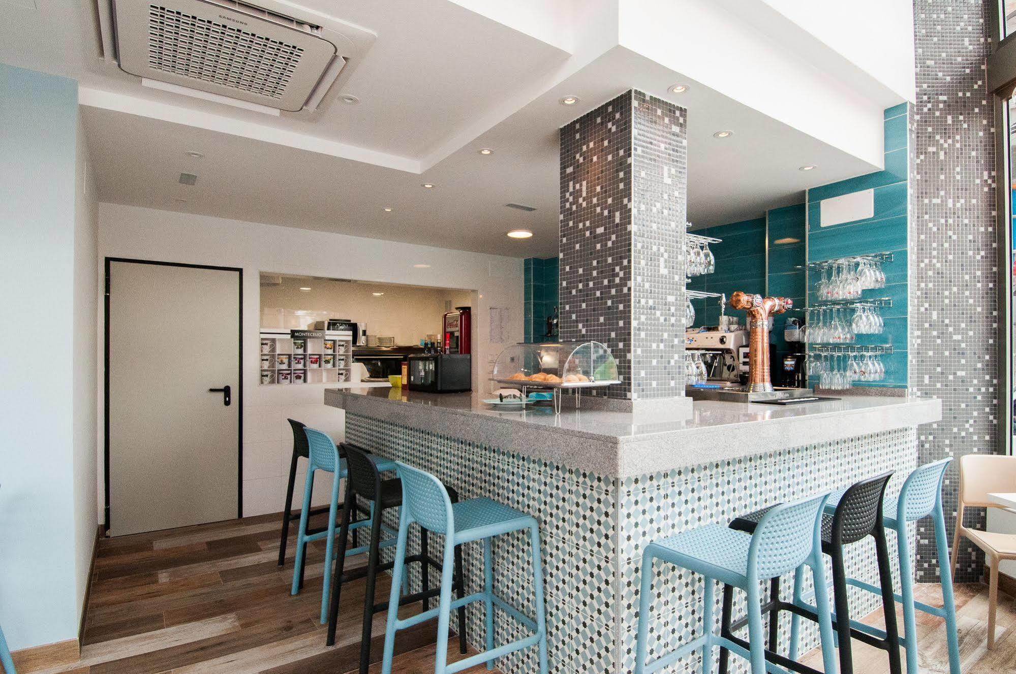 ויאחויוסה Hotel Censal מראה חיצוני תמונה
